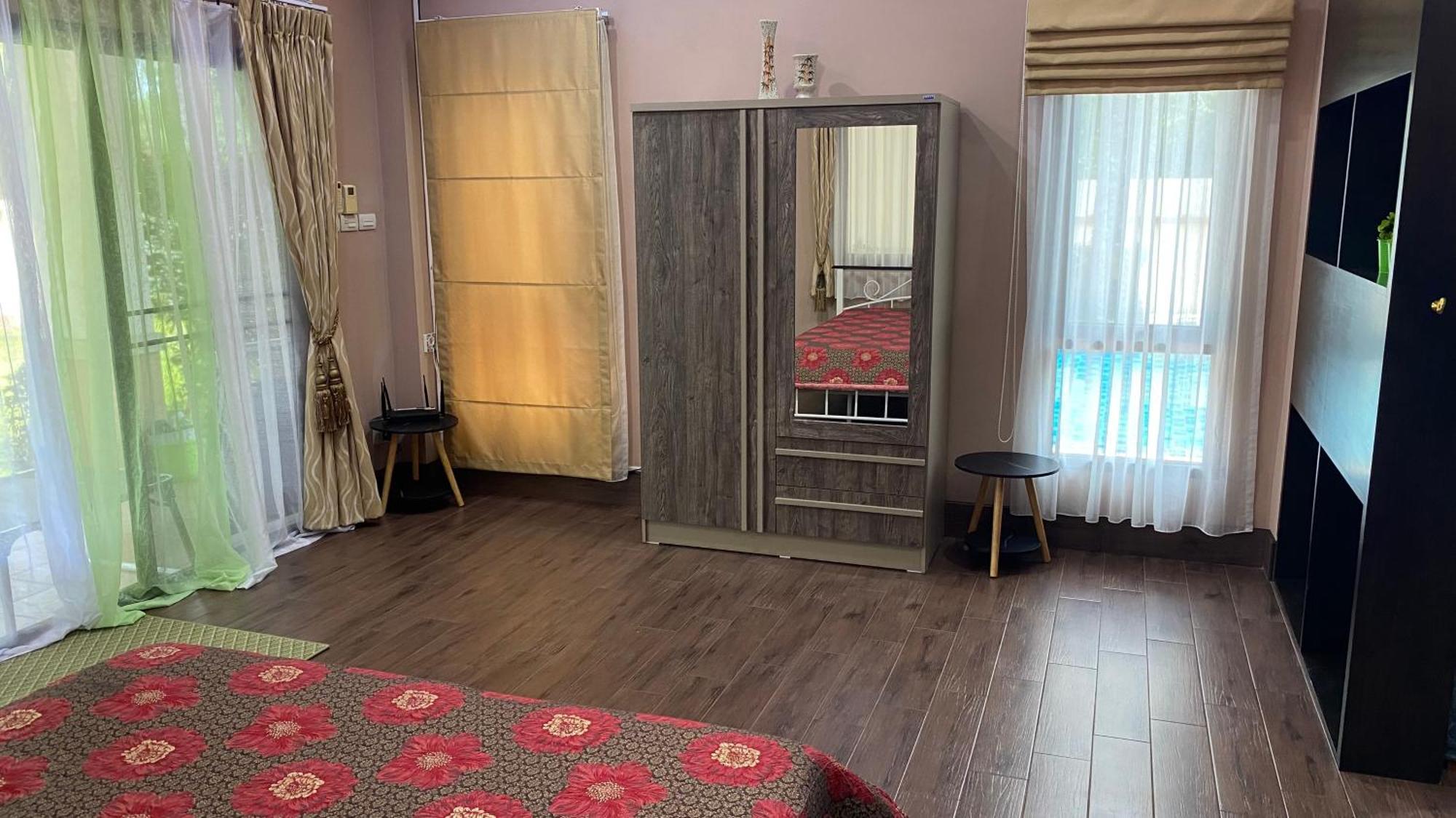 Big Comfortable Villa 나 좀티엔 외부 사진