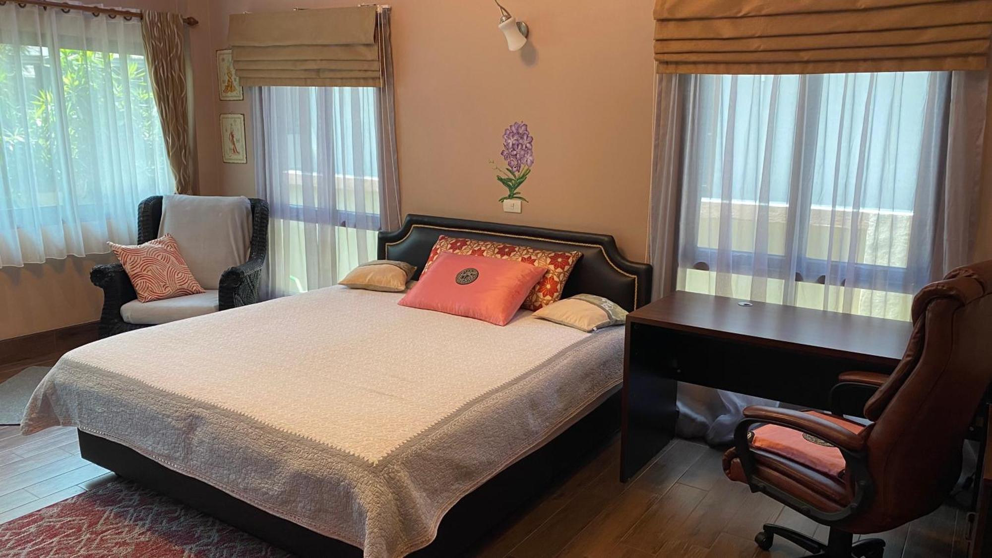Big Comfortable Villa 나 좀티엔 외부 사진
