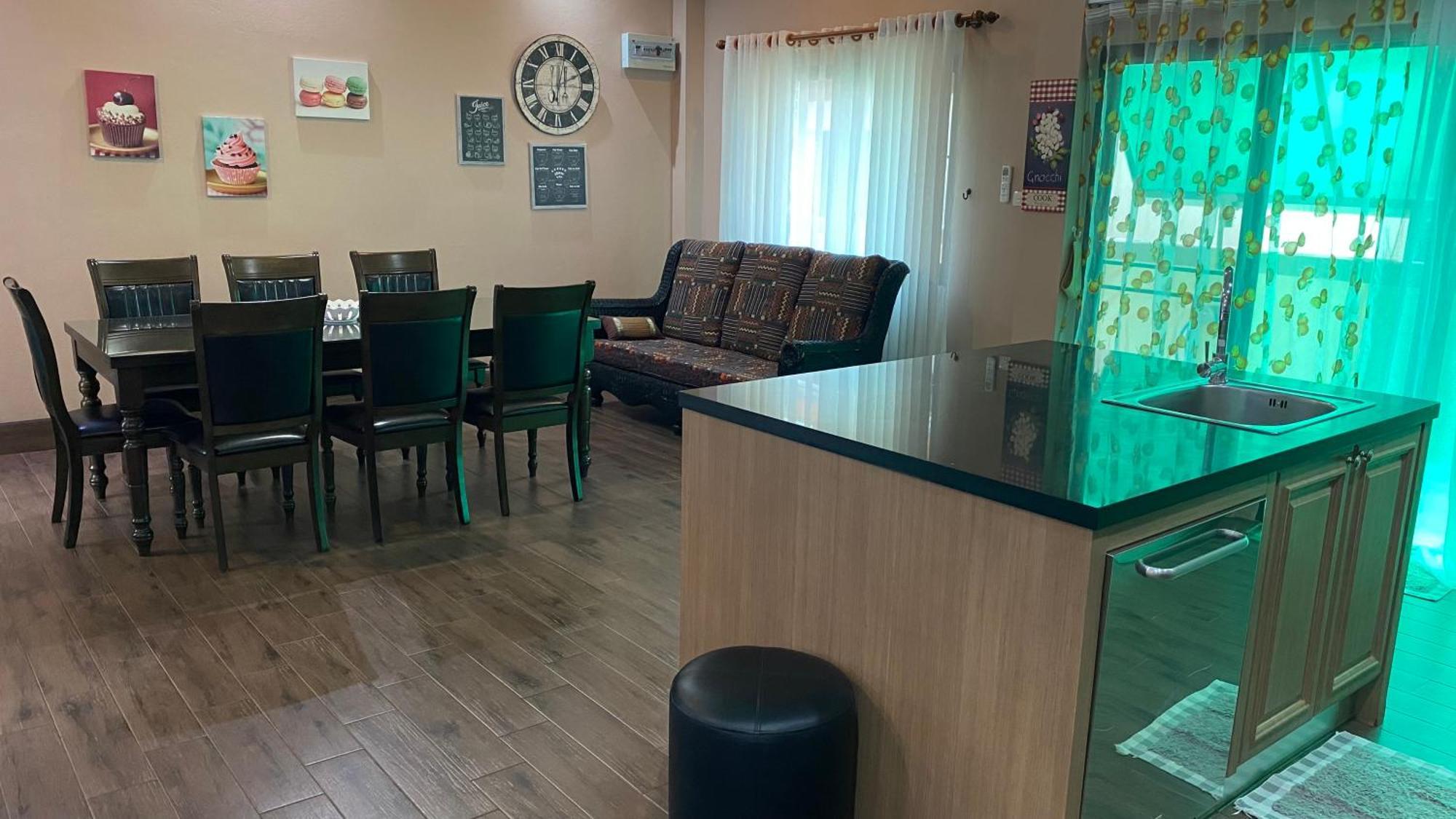 Big Comfortable Villa 나 좀티엔 외부 사진