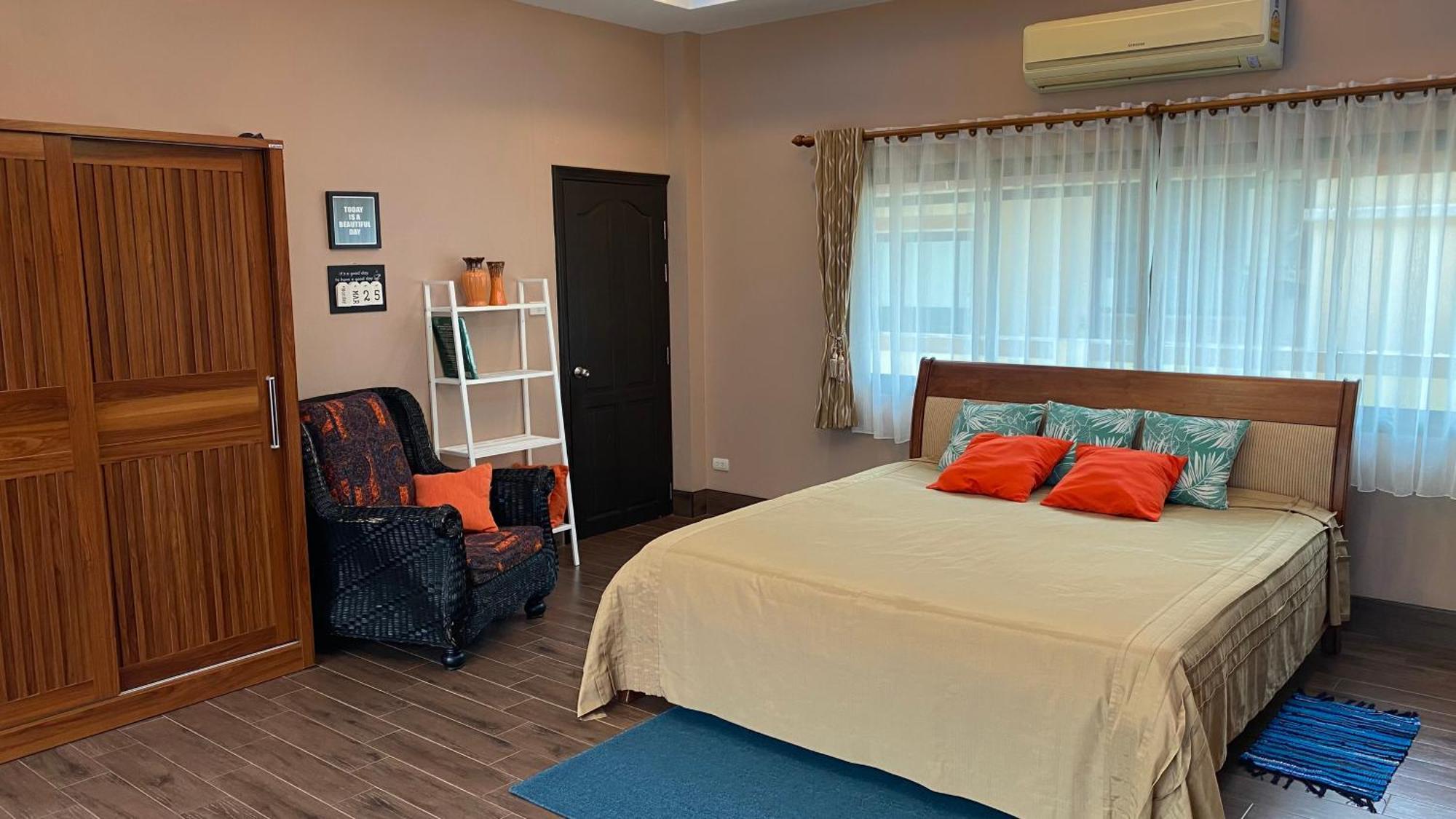 Big Comfortable Villa 나 좀티엔 외부 사진