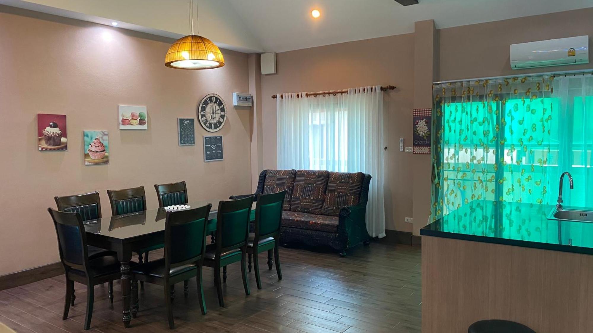 Big Comfortable Villa 나 좀티엔 외부 사진